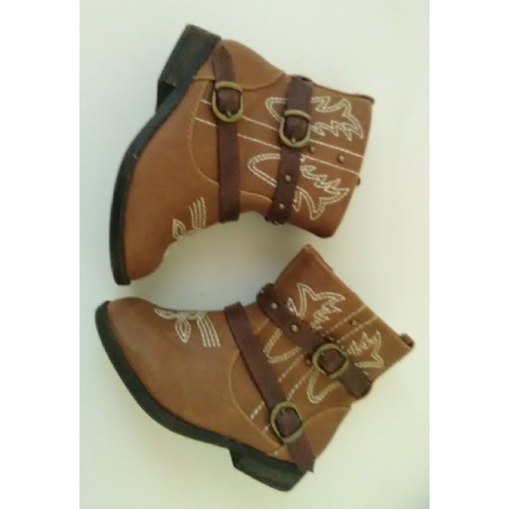 🎉HP🎉 Girl cowboy boots
